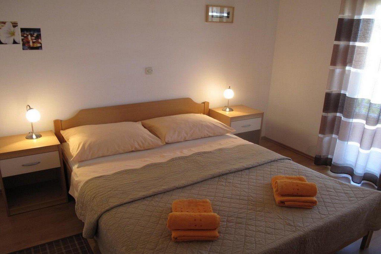 Apartments Mia Stari Grad  Eksteriør billede