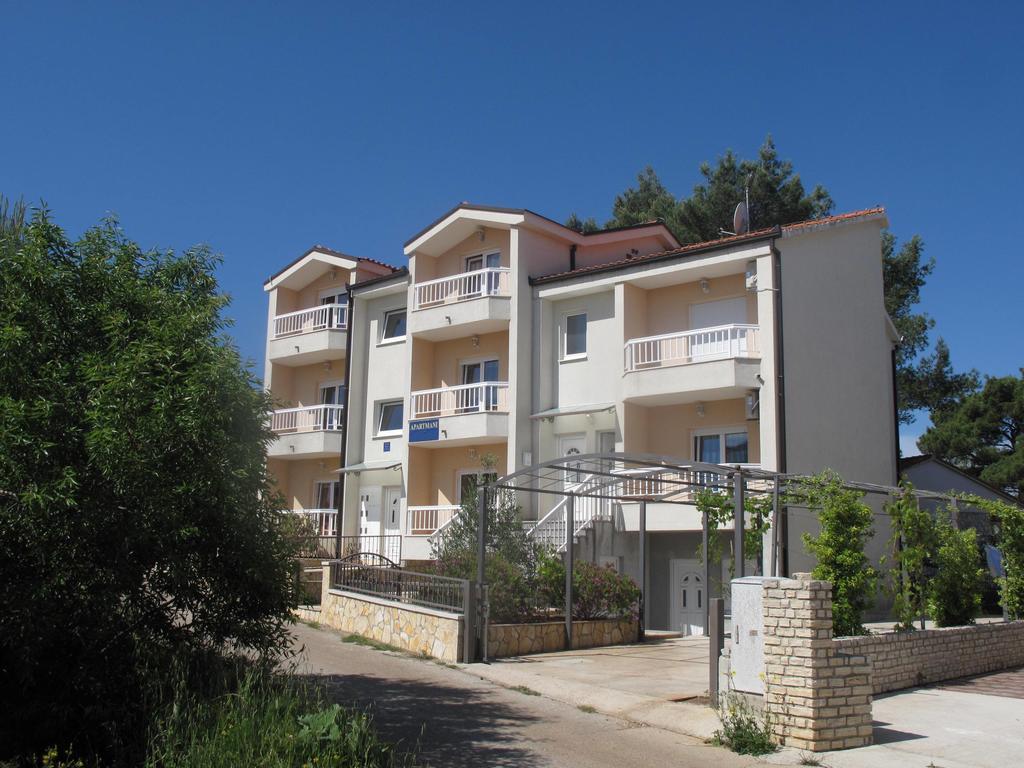Apartments Mia Stari Grad  Eksteriør billede
