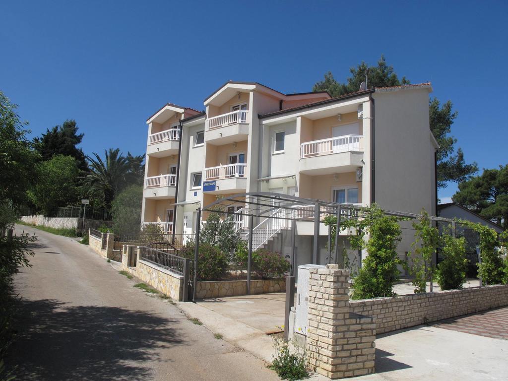 Apartments Mia Stari Grad  Eksteriør billede